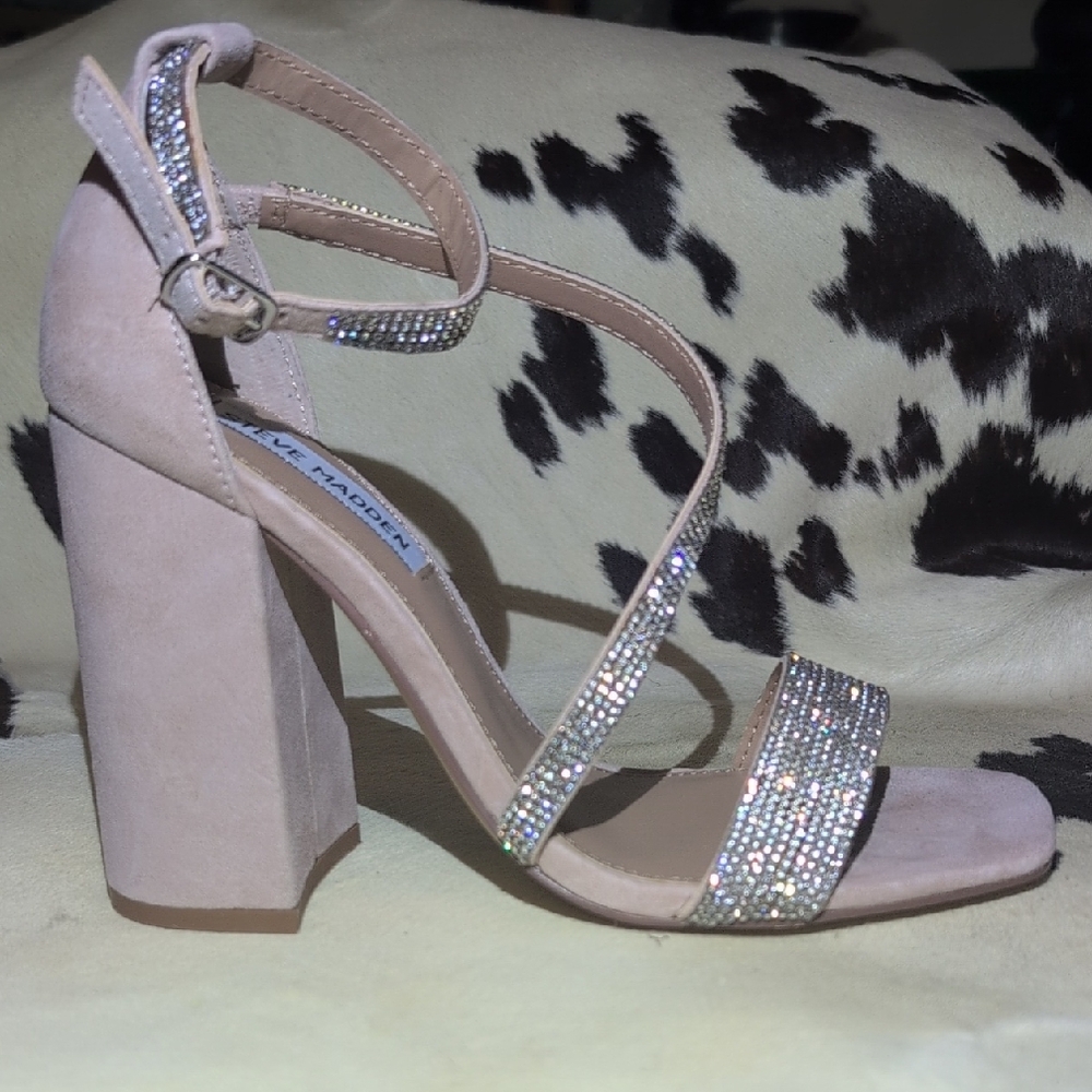 Steve Madden Verilu Nude Leather Rhinestone Block Heel Sandals
